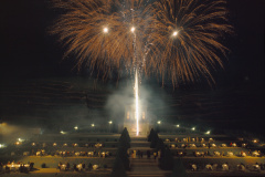 2Feuerwerk-gesamt-querA1